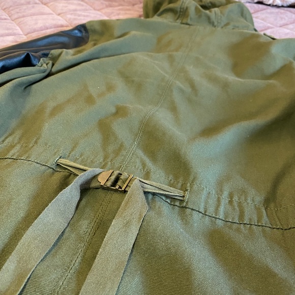 Sound & Matter Anorak Jacket - Picture 8 of 9